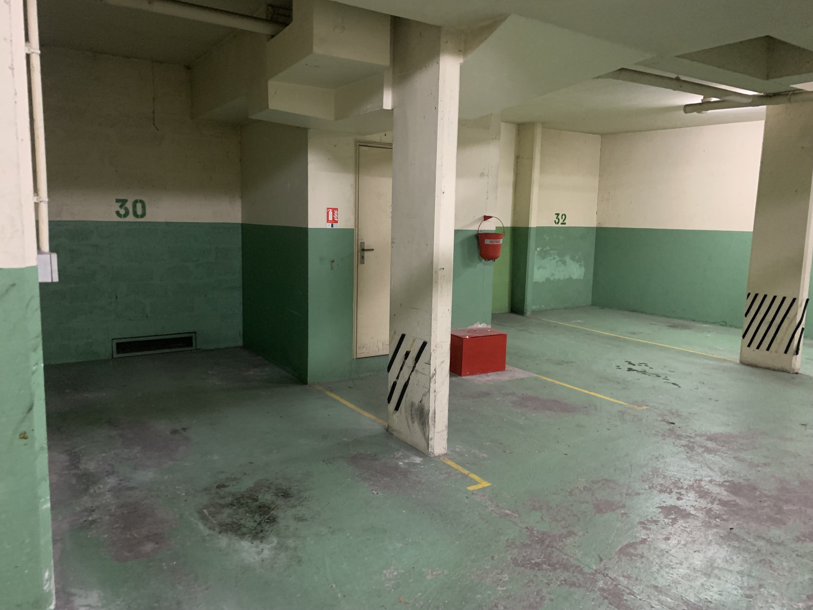 Image_1, Parking, Paris, ref :79desn