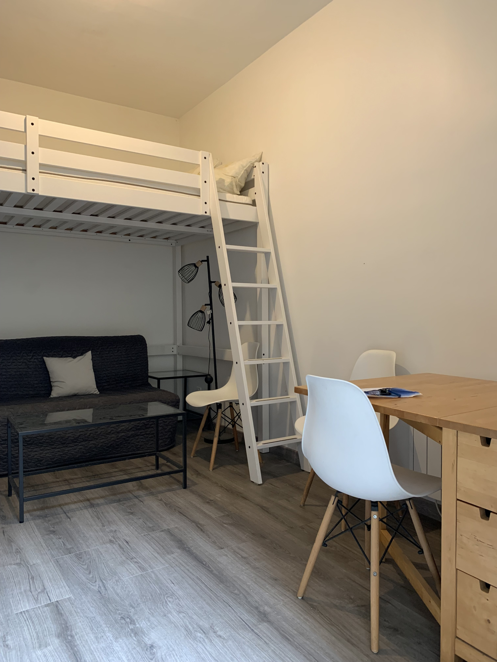 Image_2, Studio, Paris, ref :95MRDC